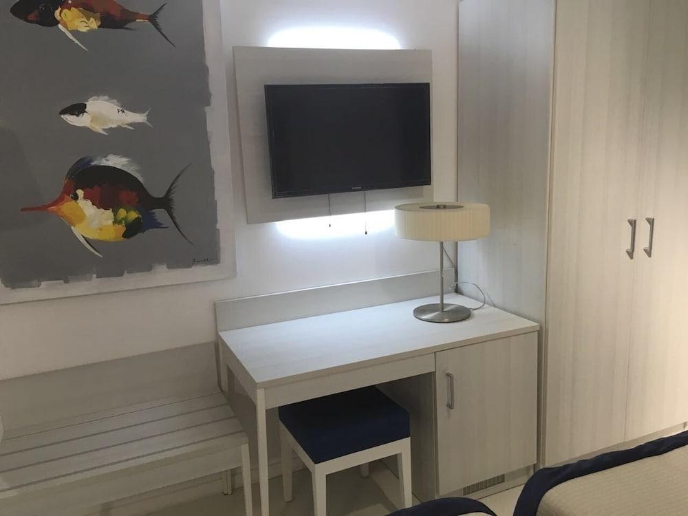 Hotiday Room Collection - Napoli Residenza Scarlatti Exterior photo