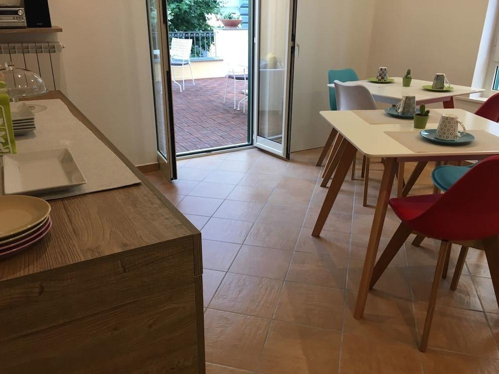 Hotiday Room Collection - Napoli Residenza Scarlatti Exterior photo