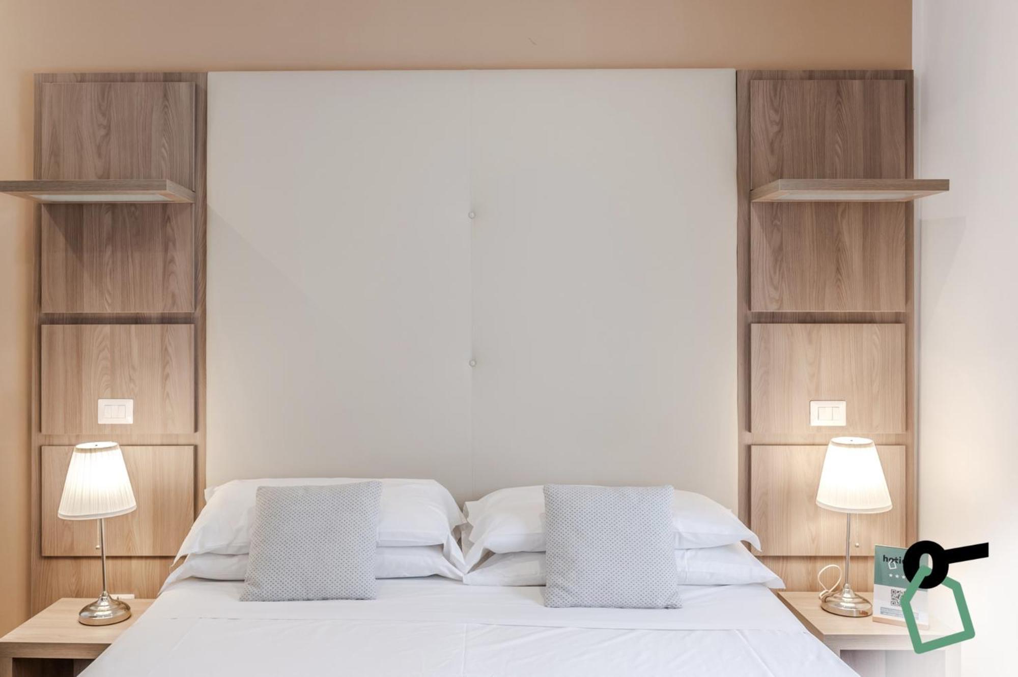 Hotiday Room Collection - Napoli Residenza Scarlatti Exterior photo