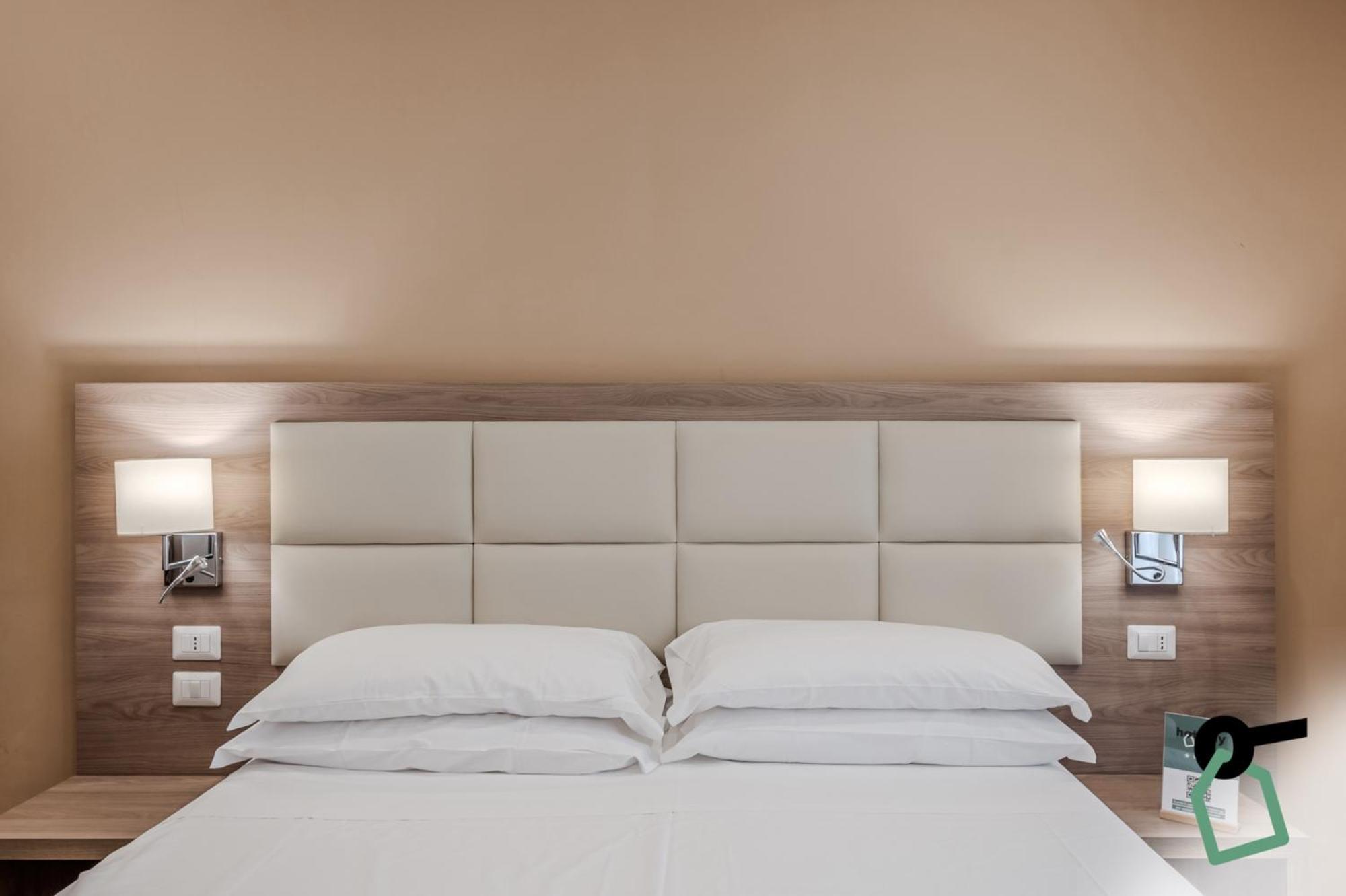 Hotiday Room Collection - Napoli Residenza Scarlatti Exterior photo